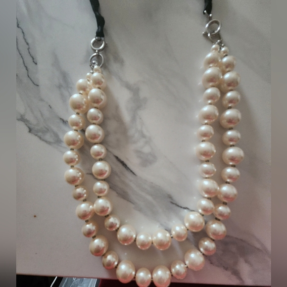 Layered Pearl Statement Necklace - Picture 2 of 3